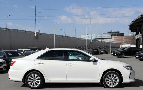 Toyota Camry, 2016 год, 2 560 000 рублей, 4 фотография