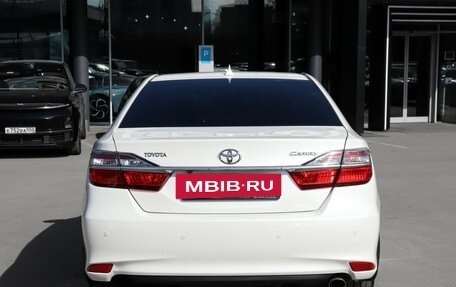 Toyota Camry, 2016 год, 2 560 000 рублей, 6 фотография