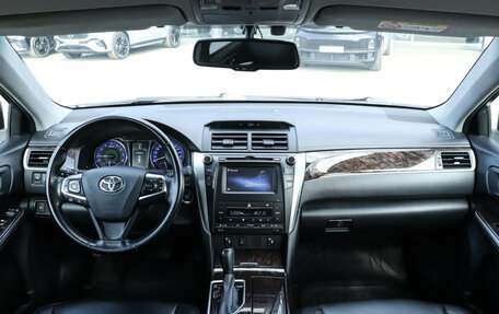 Toyota Camry, 2016 год, 2 560 000 рублей, 12 фотография