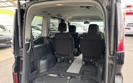 Honda Stepwgn IV, 2017 год, 1 650 000 рублей, 9 фотография