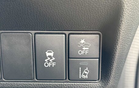 Honda Stepwgn IV, 2017 год, 1 650 000 рублей, 19 фотография