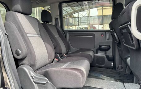 Honda Stepwgn IV, 2017 год, 1 650 000 рублей, 20 фотография