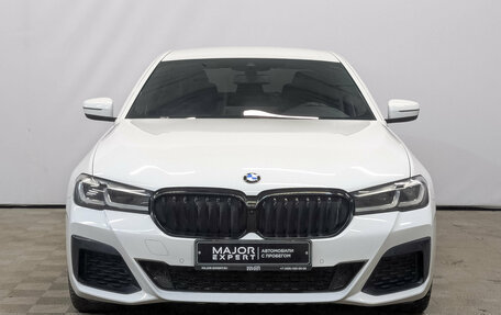 BMW 5 серия, 2022 год, 5 300 000 рублей, 2 фотография