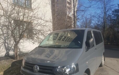 Volkswagen Caravelle T5, 2011 год, 1 450 000 рублей, 1 фотография