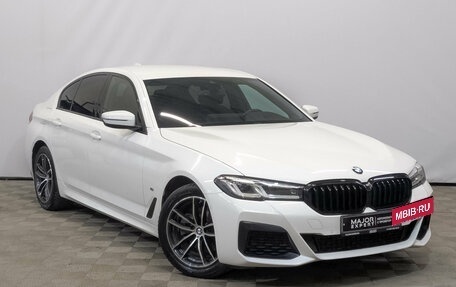 BMW 5 серия, 2022 год, 5 300 000 рублей, 3 фотография