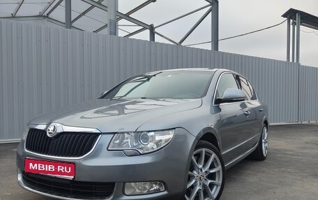 Skoda Superb III рестайлинг, 2009 год, 1 400 000 рублей, 1 фотография