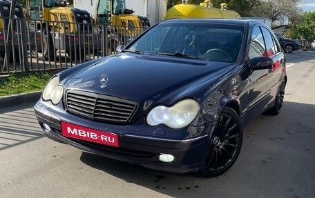Mercedes-Benz C-Класс, 2002 год, 380 000 рублей, 1 фотография