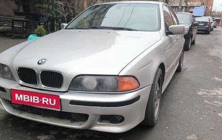 BMW 5 серия, 1999 год, 520 000 рублей, 1 фотография