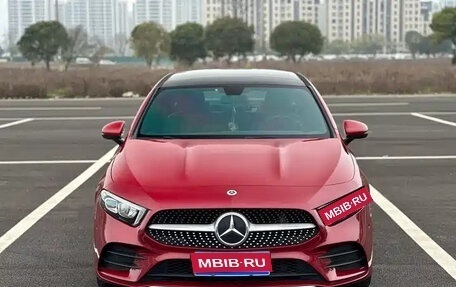 Mercedes-Benz A-Класс, 2021 год, 1 577 700 рублей, 1 фотография