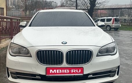 BMW 7 серия, 2015 год, 2 050 000 рублей, 12 фотография