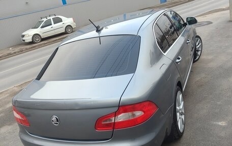 Skoda Superb III рестайлинг, 2009 год, 1 400 000 рублей, 4 фотография