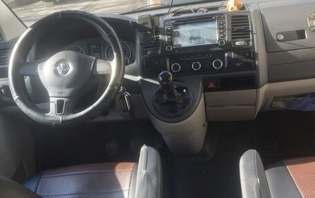 Volkswagen Caravelle T5, 2011 год, 1 450 000 рублей, 5 фотография