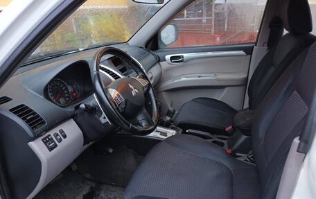 Mitsubishi Pajero Sport II рестайлинг, 2012 год, 2 077 000 рублей, 12 фотография