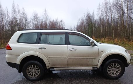 Mitsubishi Pajero Sport II рестайлинг, 2012 год, 2 077 000 рублей, 15 фотография