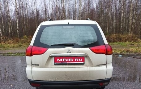 Mitsubishi Pajero Sport II рестайлинг, 2012 год, 2 077 000 рублей, 11 фотография