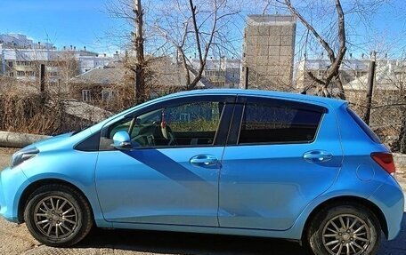 Toyota Vitz, 2014 год, 850 000 рублей, 2 фотография