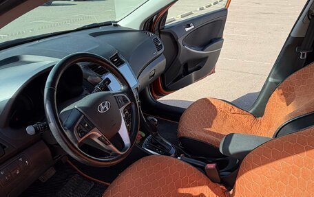 Hyundai Solaris II рестайлинг, 2015 год, 1 150 000 рублей, 13 фотография