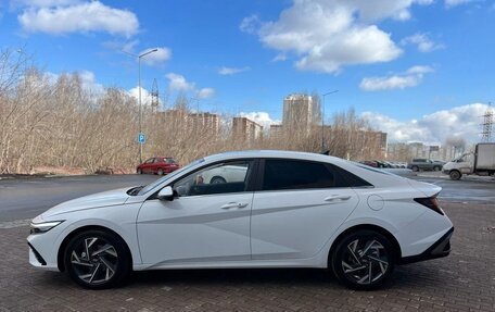 Hyundai Elantra, 2023 год, 1 890 000 рублей, 5 фотография