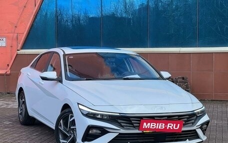 Hyundai Elantra, 2023 год, 1 890 000 рублей, 2 фотография