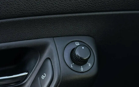 Volkswagen Polo VI (EU Market), 2012 год, 675 000 рублей, 11 фотография