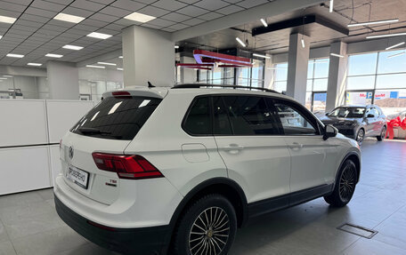 Volkswagen Tiguan II, 2017 год, 2 000 000 рублей, 5 фотография