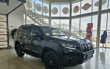 Toyota Land Cruiser Prado 150 рестайлинг 2, 2021 год, 6 949 000 рублей, 6 фотография