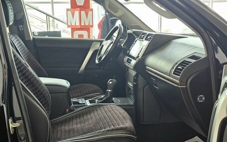 Toyota Land Cruiser Prado 150 рестайлинг 2, 2021 год, 6 949 000 рублей, 20 фотография