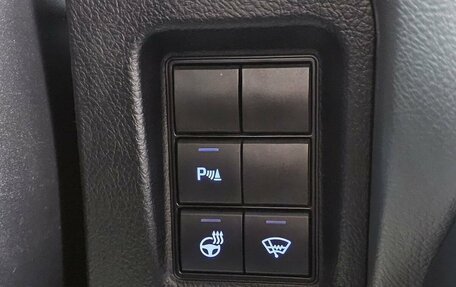 Toyota Land Cruiser Prado 150 рестайлинг 2, 2021 год, 6 949 000 рублей, 23 фотография