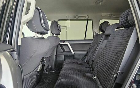 Toyota Land Cruiser Prado 150 рестайлинг 2, 2021 год, 6 949 000 рублей, 17 фотография