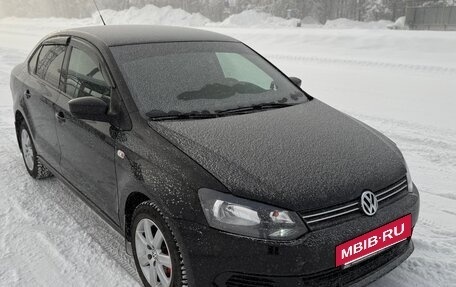 Volkswagen Polo VI (EU Market), 2012 год, 680 000 рублей, 3 фотография