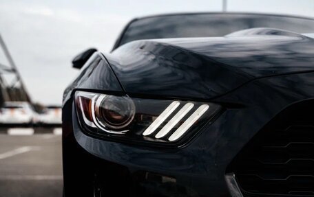 Ford Mustang VI рестайлинг, 2017 год, 4 200 000 рублей, 16 фотография