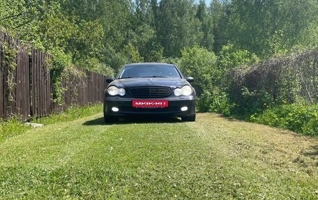 Mercedes-Benz C-Класс, 2002 год, 380 000 рублей, 3 фотография