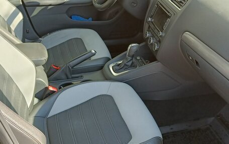 Volkswagen Jetta VI, 2014 год, 1 200 000 рублей, 18 фотография