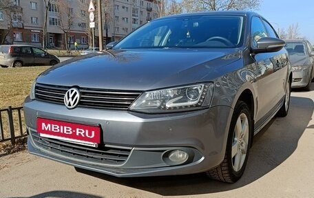 Volkswagen Jetta VI, 2014 год, 1 200 000 рублей, 3 фотография