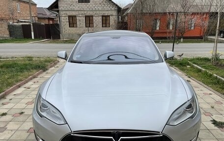 Tesla Model S I, 2012 год, 1 950 000 рублей, 10 фотография