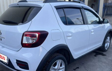 Renault Sandero II рестайлинг, 2021 год, 1 240 000 рублей, 3 фотография