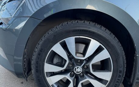 Skoda Superb III рестайлинг, 2016 год, 1 270 000 рублей, 25 фотография