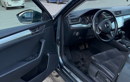 Skoda Superb III рестайлинг, 2016 год, 1 270 000 рублей, 18 фотография