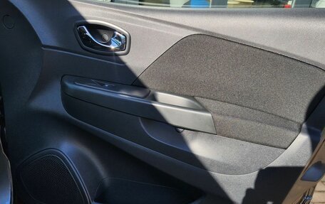 Renault Kaptur I рестайлинг, 2018 год, 1 740 000 рублей, 23 фотография