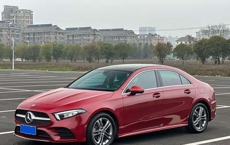 Mercedes-Benz A-Класс, 2021 год, 1 577 700 рублей, 2 фотография