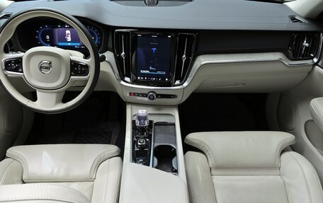 Volvo S60 III, 2023 год, 4 700 000 рублей, 10 фотография