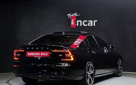 Volvo S60 III, 2023 год, 4 700 000 рублей, 3 фотография