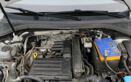 Volkswagen Tiguan II, 2021 год, 2 850 000 рублей, 16 фотография