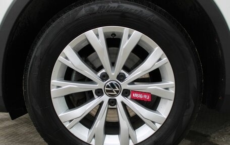Volkswagen Tiguan II, 2021 год, 2 850 000 рублей, 15 фотография