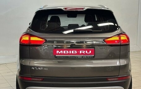 Geely Atlas, 2022 год, 1 970 000 рублей, 3 фотография