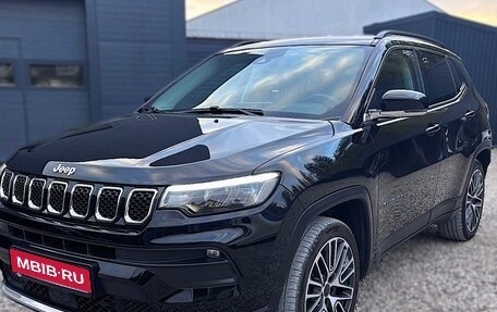 Jeep Compass II, 2022 год, 2 200 000 рублей, 1 фотография