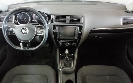 Volkswagen Jetta VI, 2018 год, 1 296 000 рублей, 9 фотография