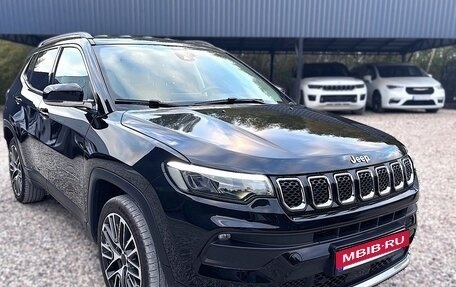 Jeep Compass II, 2022 год, 2 200 000 рублей, 4 фотография