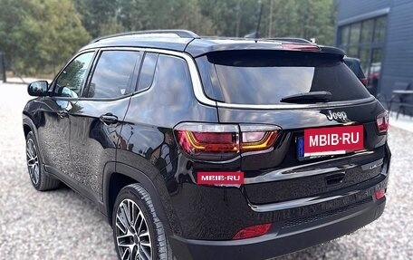 Jeep Compass II, 2022 год, 2 200 000 рублей, 8 фотография