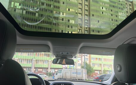 Jaguar E-Pace, 2018 год, 3 300 000 рублей, 24 фотография